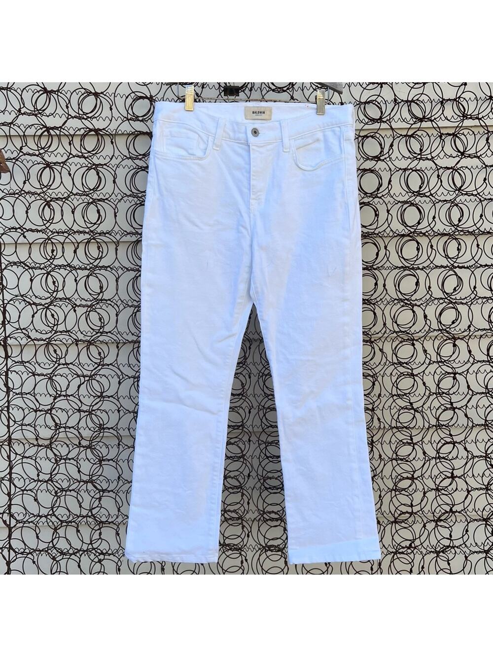 Baldwin Kansas City Cindy White mid rise baby boot jeans size 29
